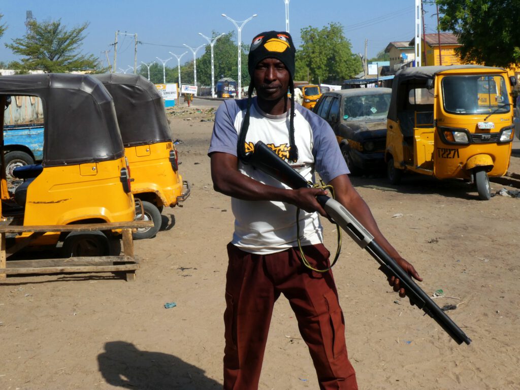 Un paramilitar en Maiduguri