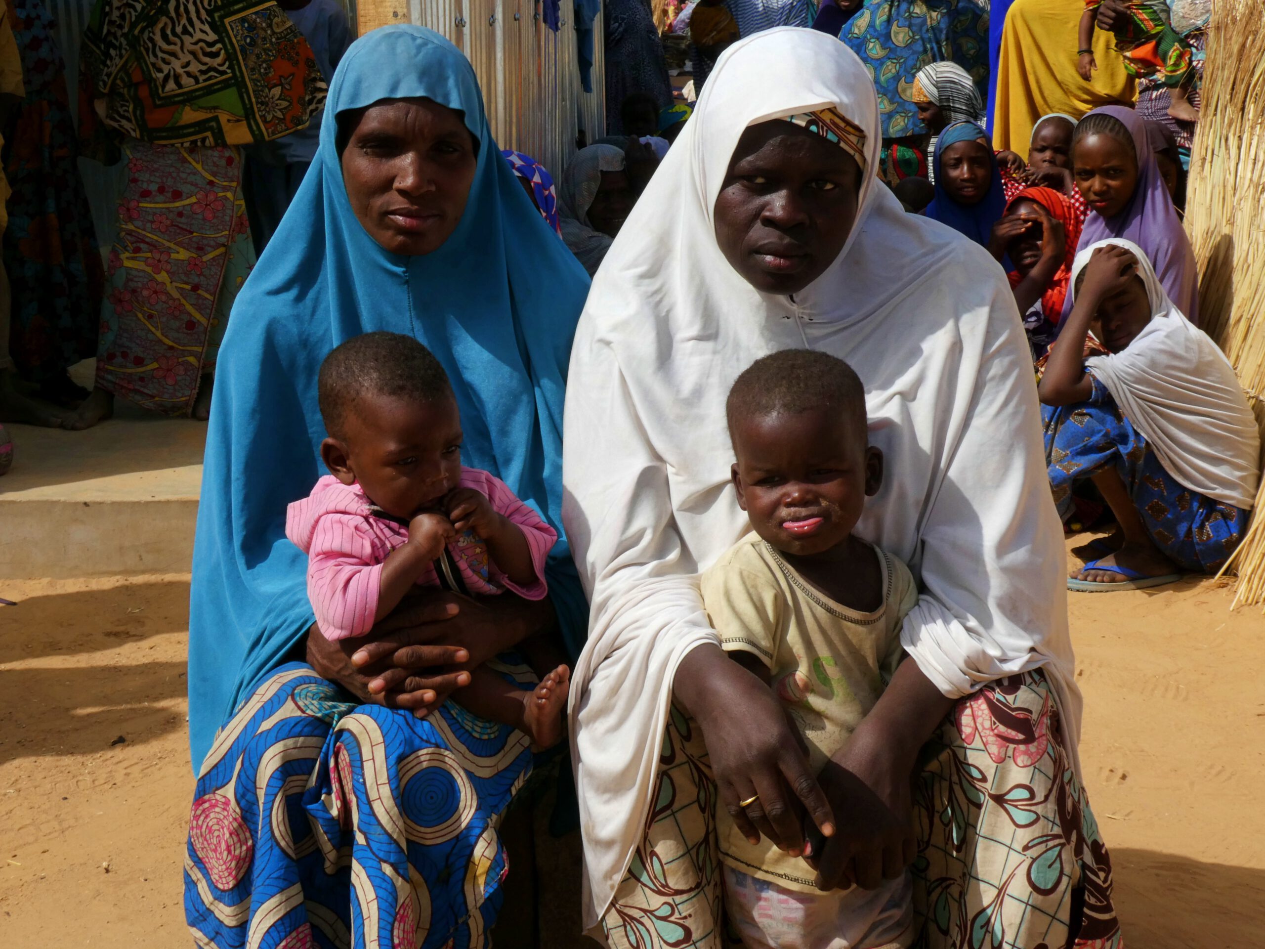 Dos mujeres huidas de Boko Haram en Maiduguri
