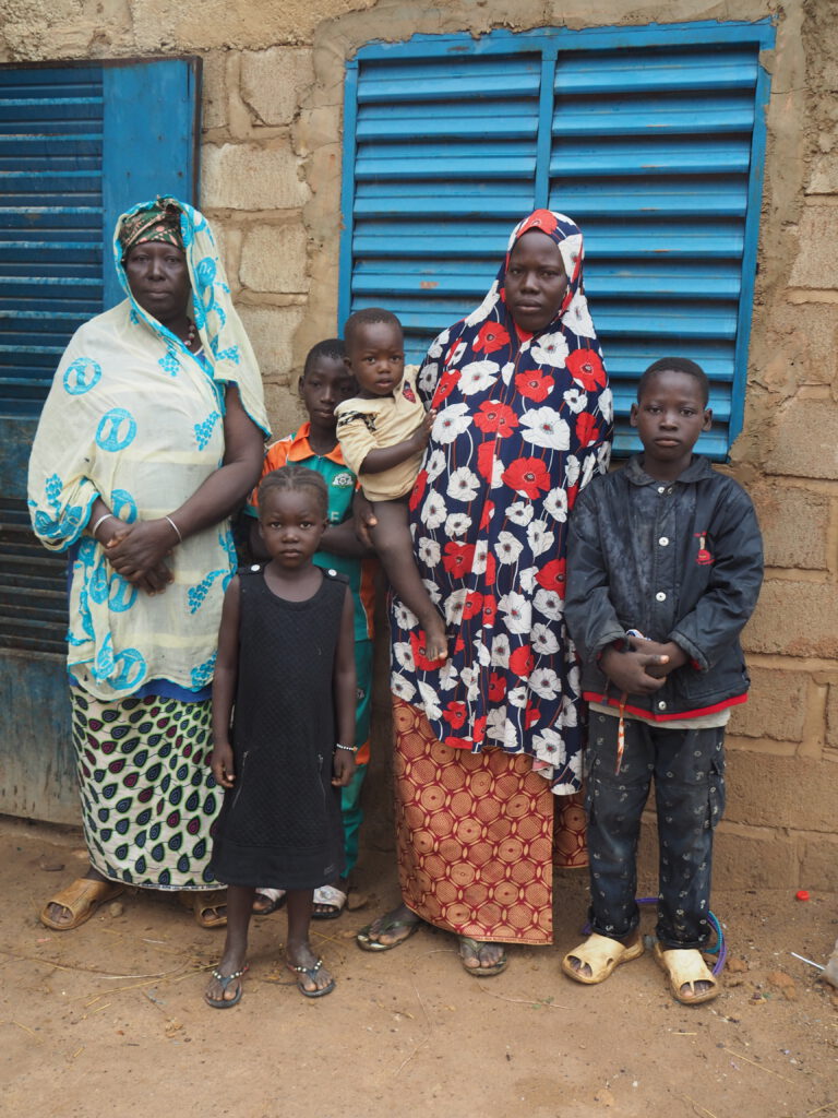 Familia de refugiados en Ouagua (Burkina Faso)